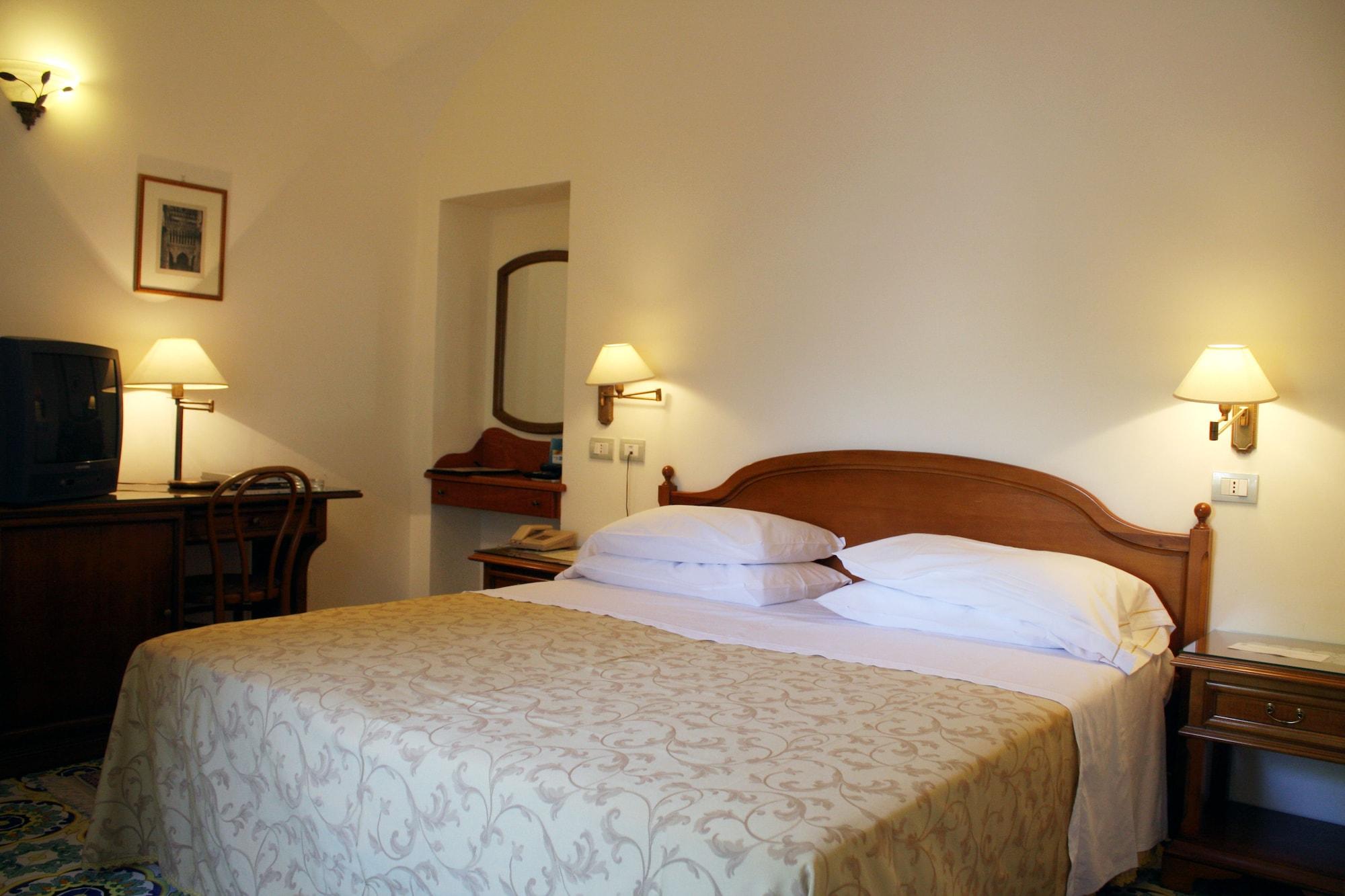 Hotel Rufolo Ravello Exterior photo